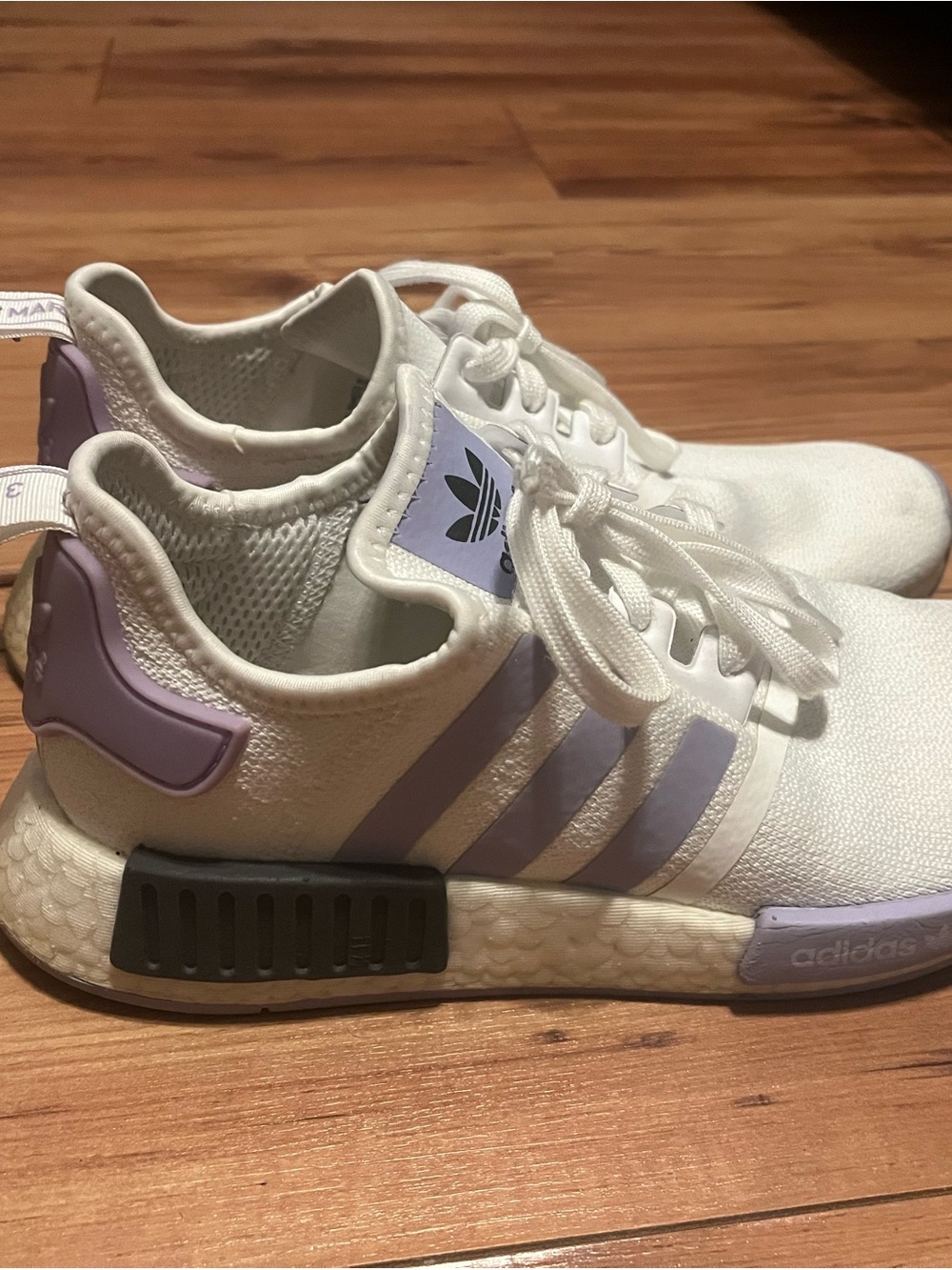 adidas Women’s White & Lavender NMD R1 Sneakers